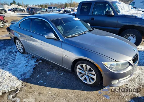 2011 BMW 328 Xi Sulev z USA, uszkodzony, nr VIN WBAKF5C52BE654884